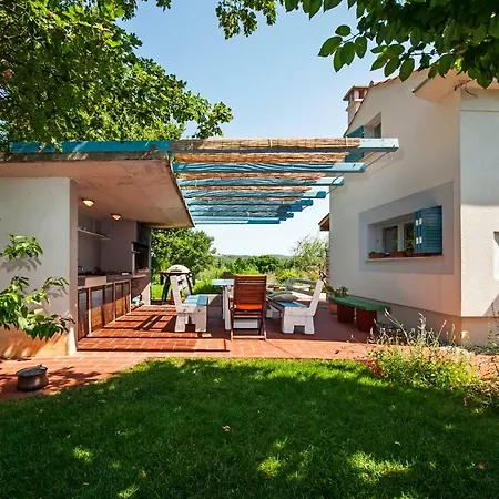 Vila Vineyard In *